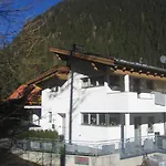 Apartment Raphael *