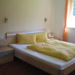 Apartment Raphael *